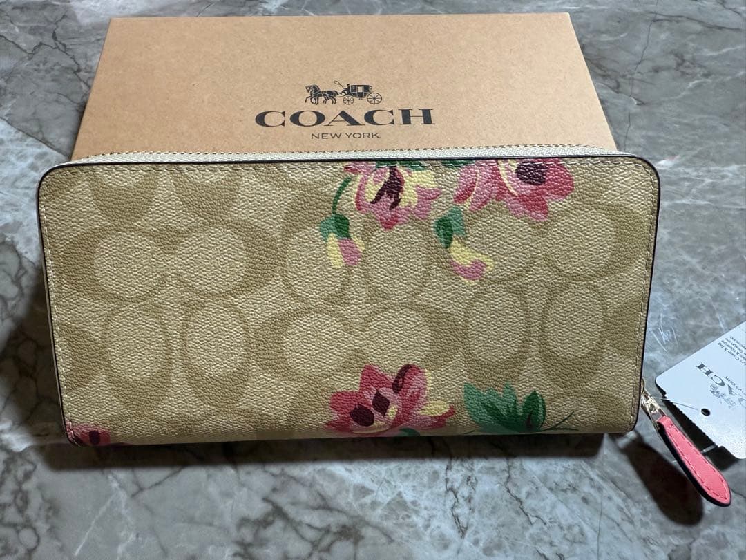 COACH 花柄 長財布 ベージュ