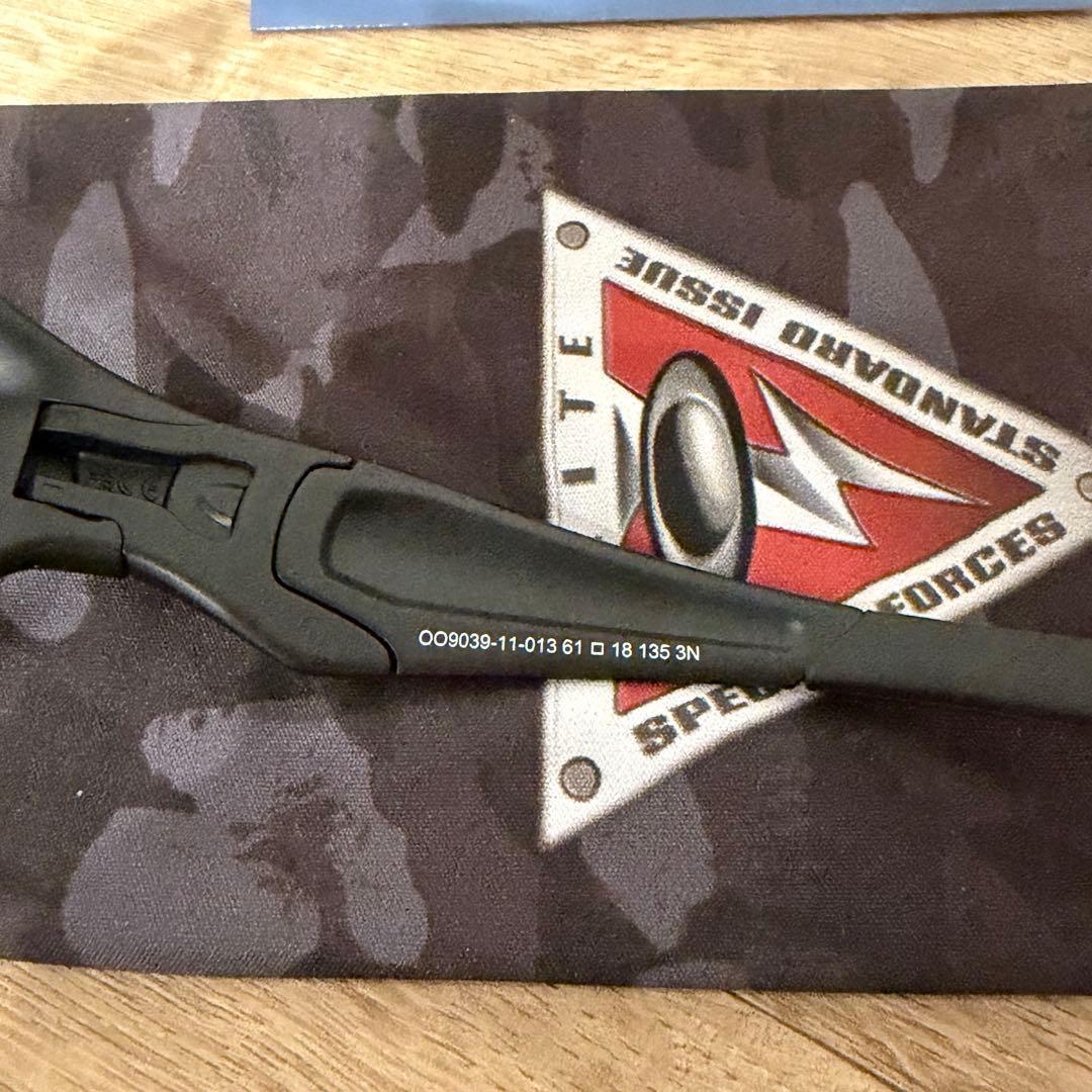 く*ゆ様 OAKLEY STRAIGHTJACKET MatteBlack/Gr