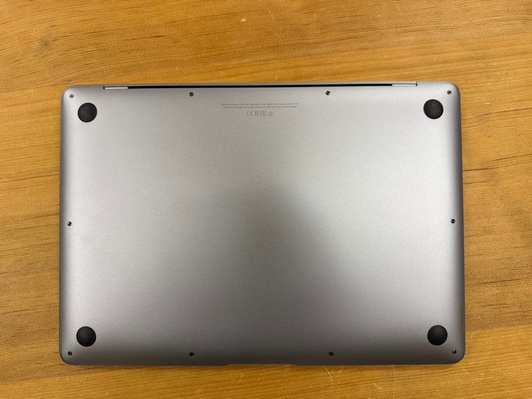 MacBook Air スペースグレー 2020 13インチ256GB