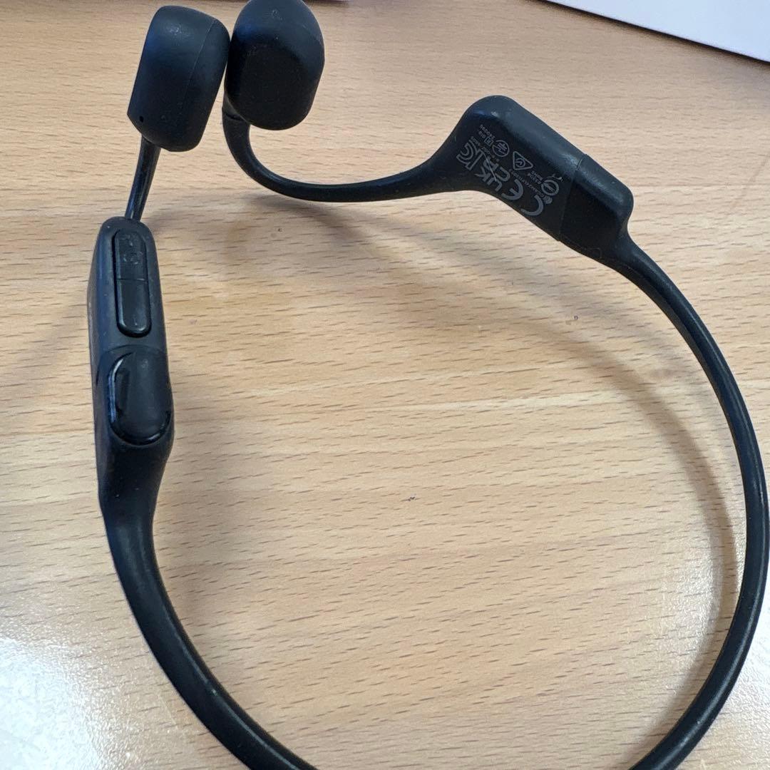 SHOKZ OPENRUN 黒＊骨伝導イヤホン　bluetooth＊ヘッドフォン