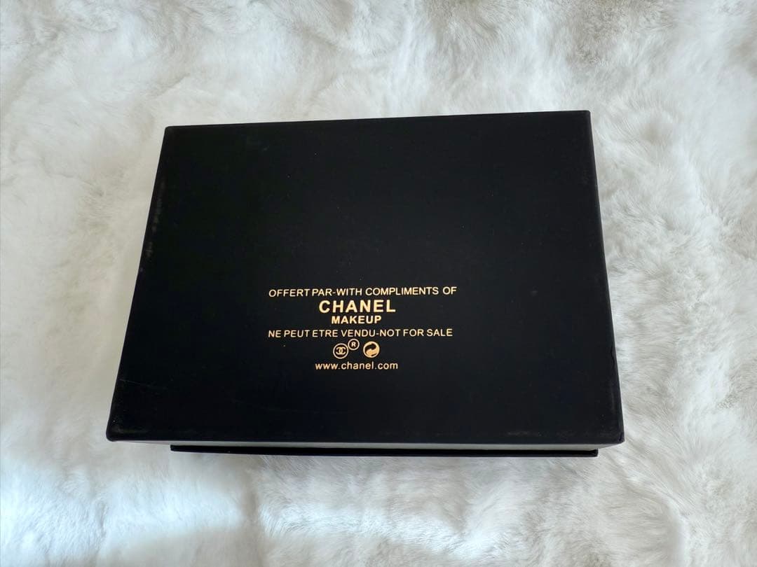 CHANEL チェーン　ミニショルダーバッグ