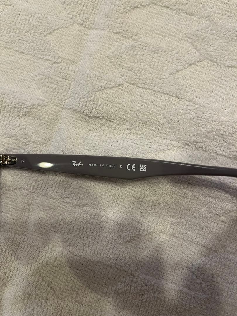 美品 レイバン サングラス RB2180 ブルーレンズ