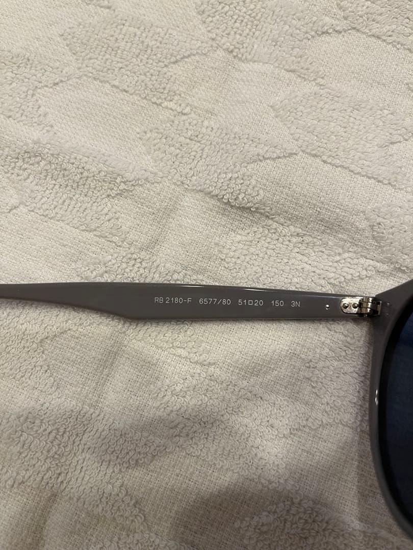 美品 レイバン サングラス RB2180 ブルーレンズ