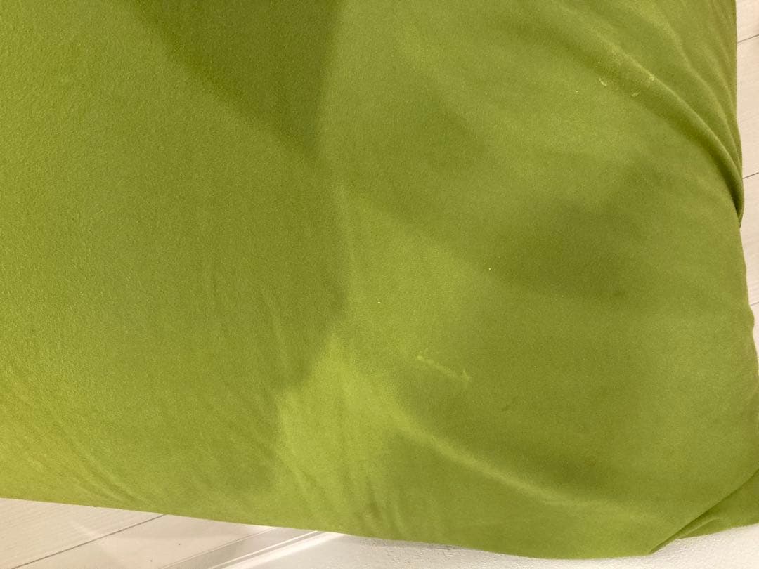 Yogibo Midi グリーンビーズクッション