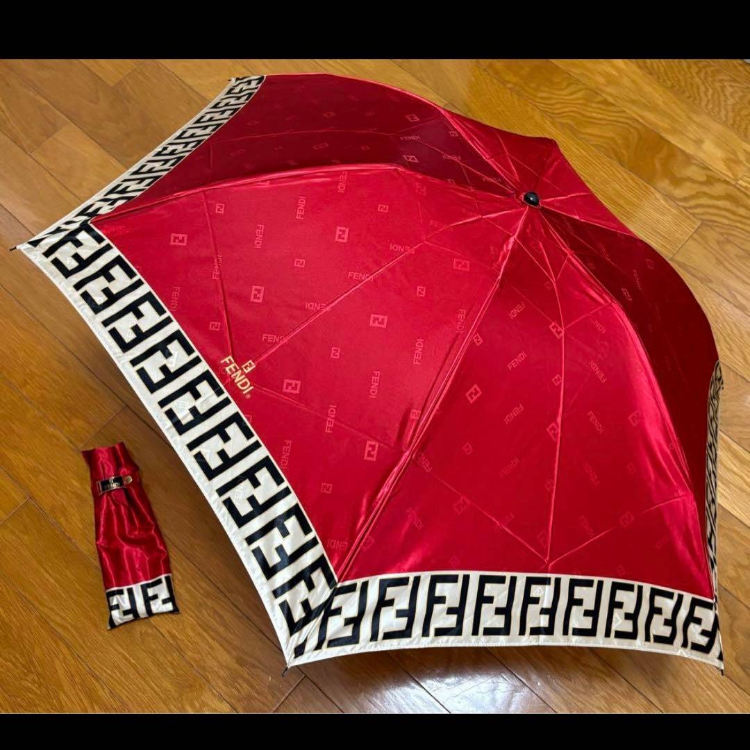 ⚫︎新品未使用⚫︎FENDI フェンディ 折りたたみ傘　　　 ズッカ柄
