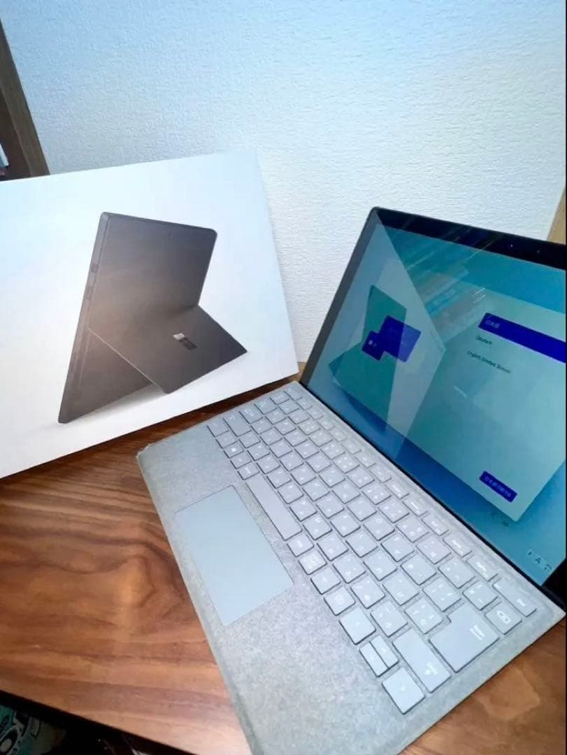 【美品】Surface Pro6 (サーフェイス　プロ6)