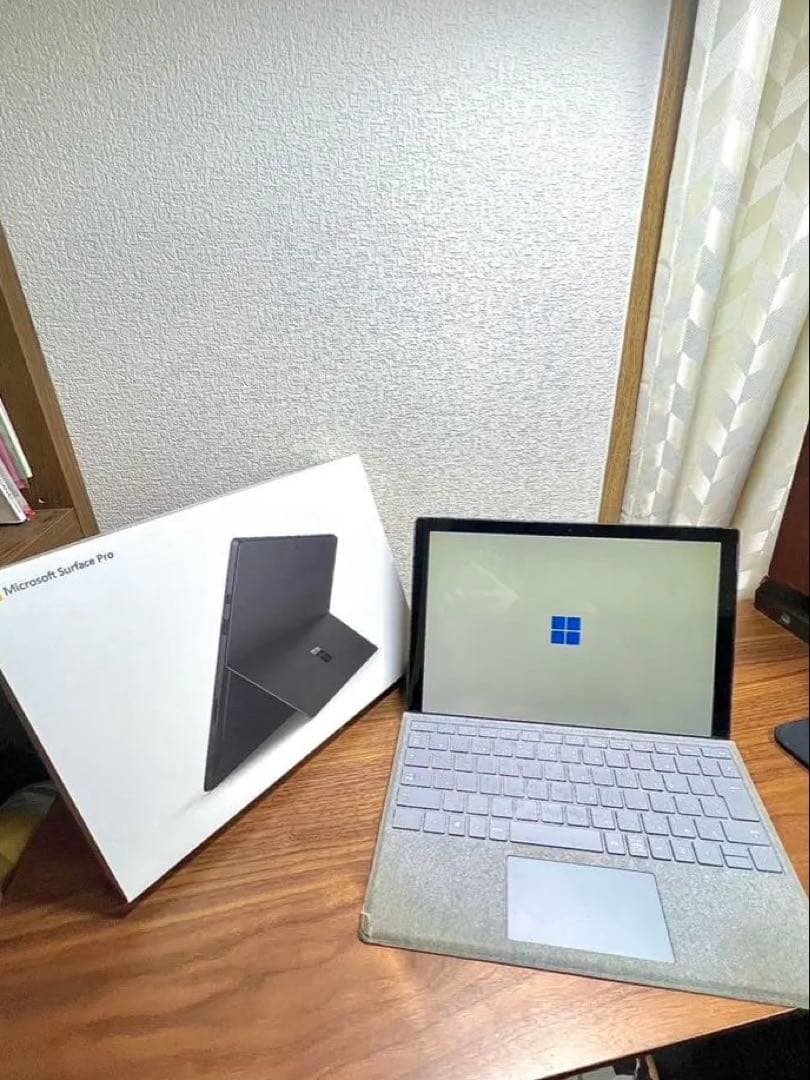 【美品】Surface Pro6 (サーフェイス　プロ6)