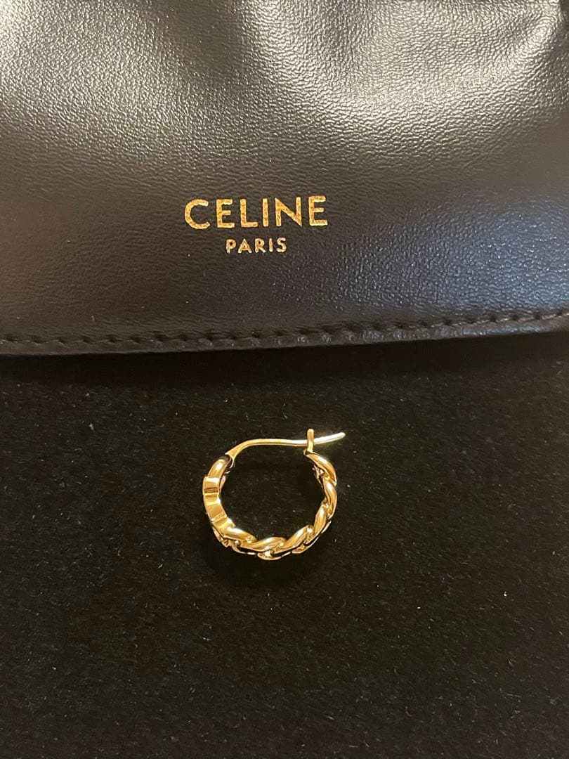 CELINE ゴールド ツイストフープピアス
