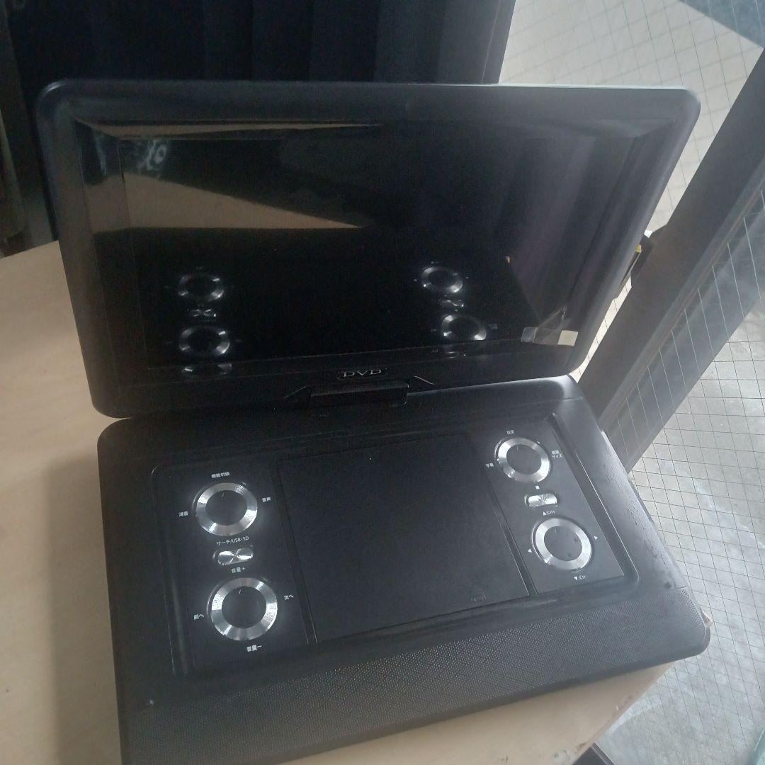 14.1インチ フルセグ TV搭載ポータブルDVDプレーヤー　HTM-14F