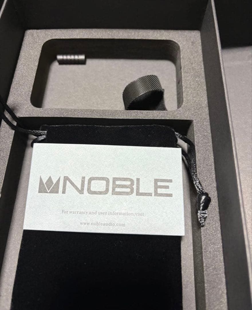 イヤホン Noble Audio Knight IEM