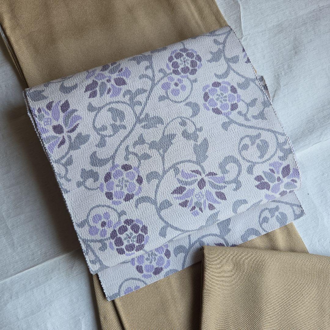 やわらかな榛色　行儀柄の江戸小紋