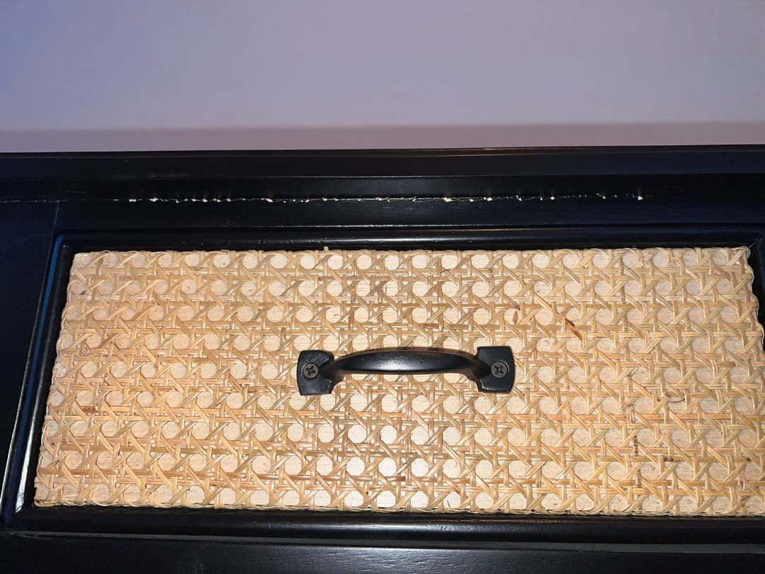 4段チェスト 黒とラタン風