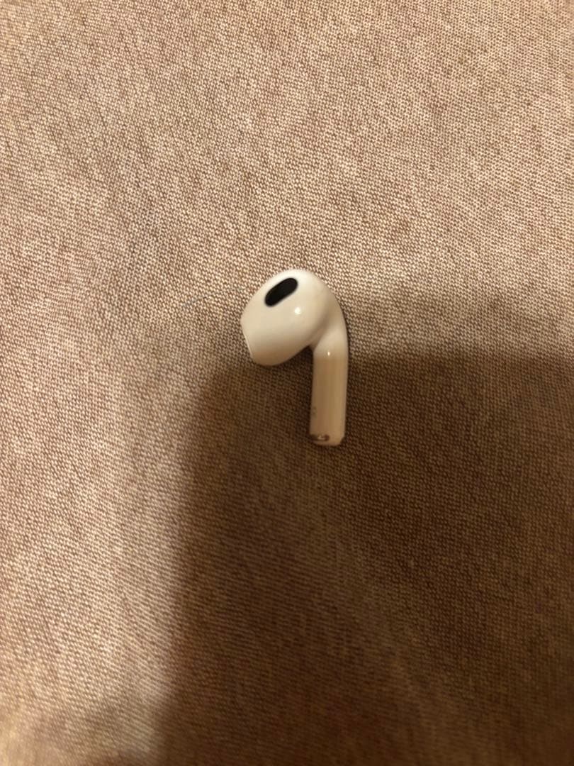 AirPods 片方