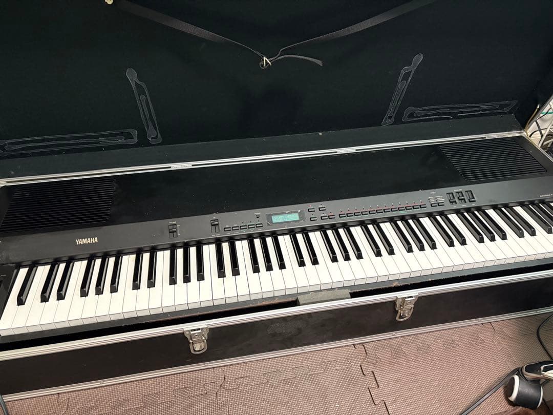 YAMAHA　P-150 88鍵 エレキピアノ　キーボード