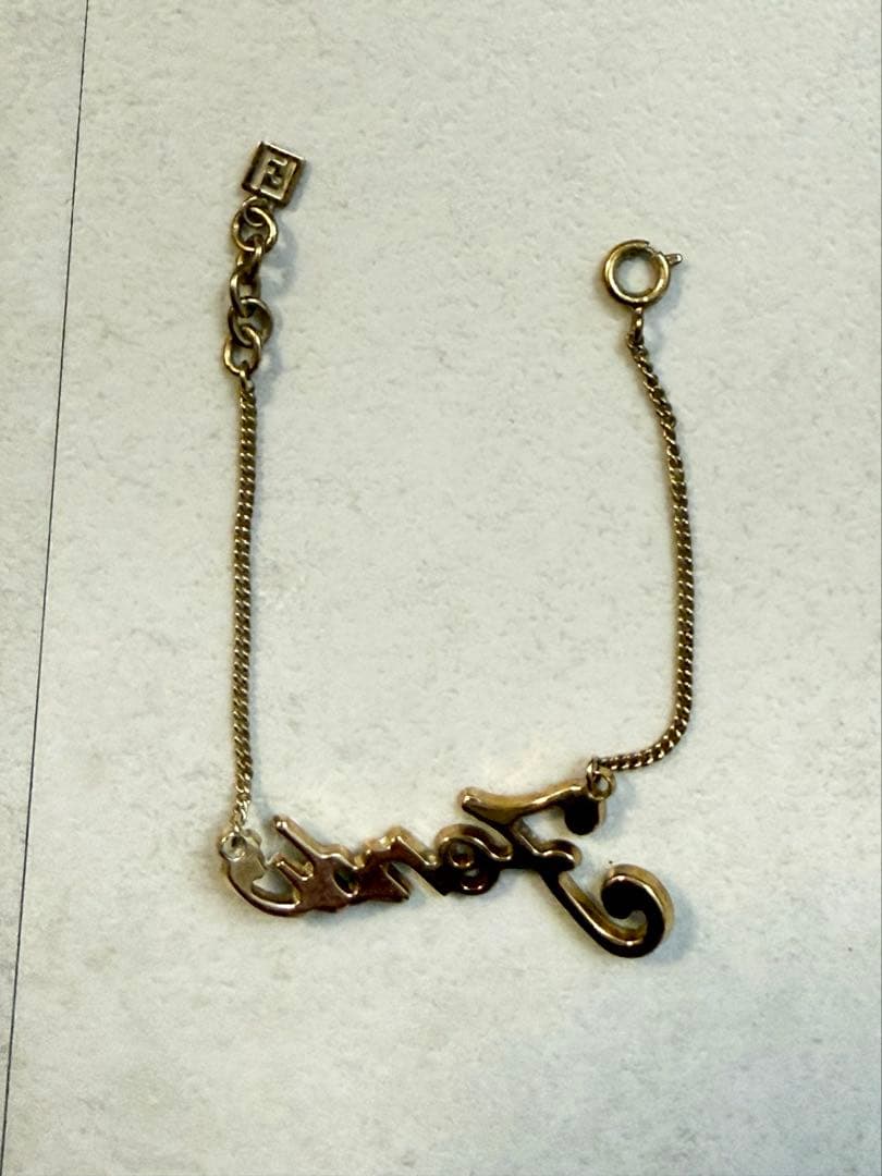 FENDI ラインストーン　ブレスレット