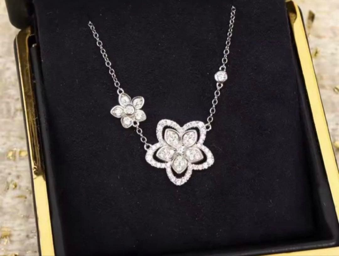 グラフ ワイルドフラワーに似たネックレス