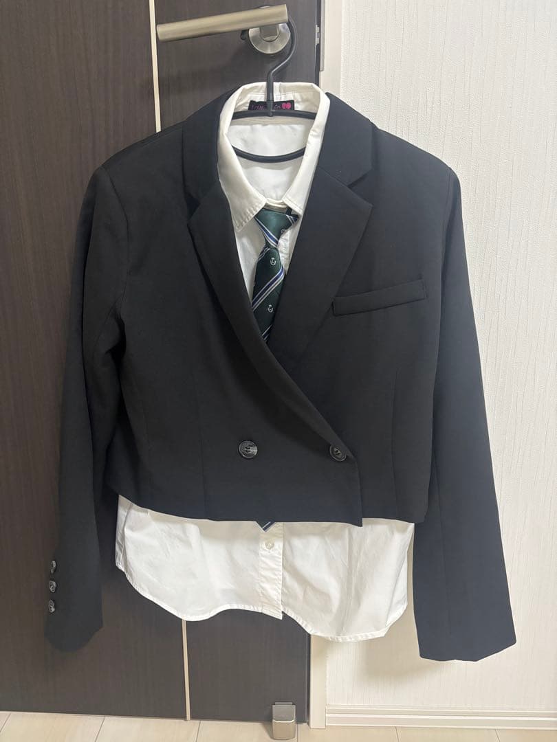 卒業式　女の子　160 Lサイズ　ラブトキシック　Lovetoxic