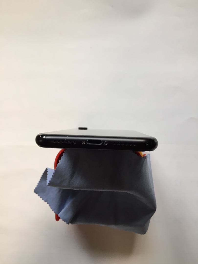 ●111セール●Apple iPhone XR 64GBブラック SIMフリー