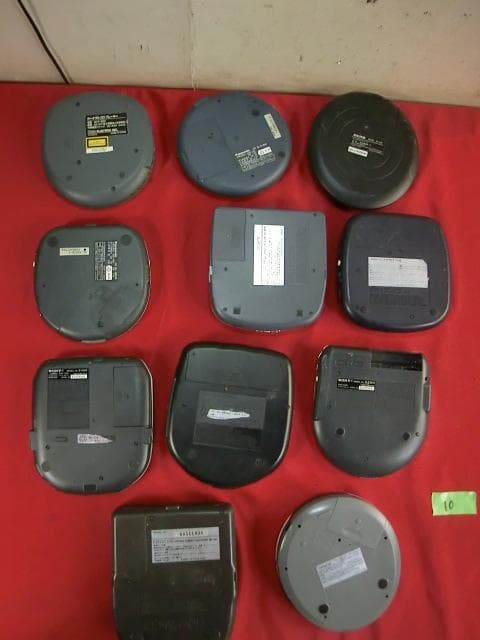 10：ケンウッド ソニー アイワ他　ポータブルCDプレーヤー　計11点　ジャンク