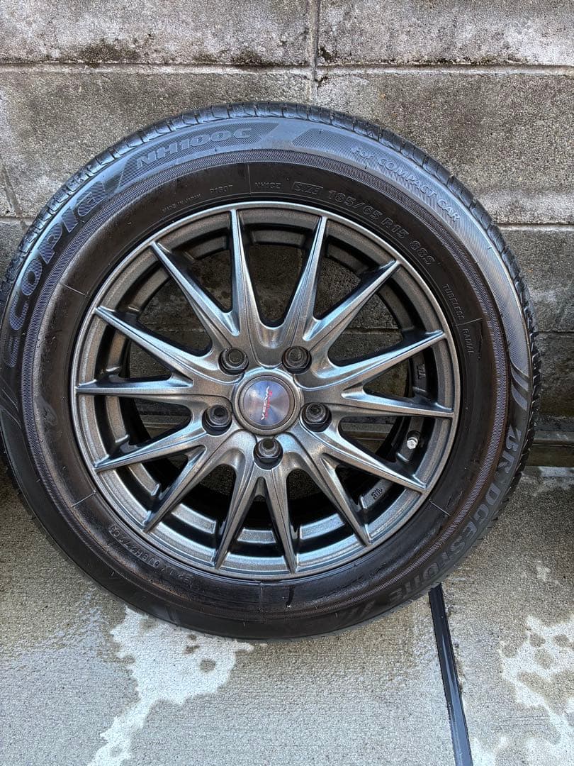 使用1年未満　ノーマル　ヨコハマ・ブリヂストン　185/65/r15　フリード