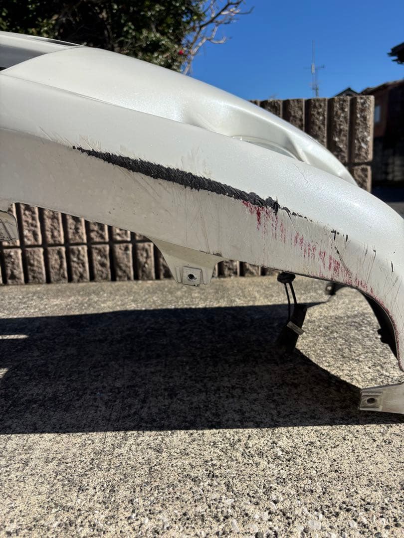 GRS200 クラウンアスリート前期 フロントバンパー　パールホワイト