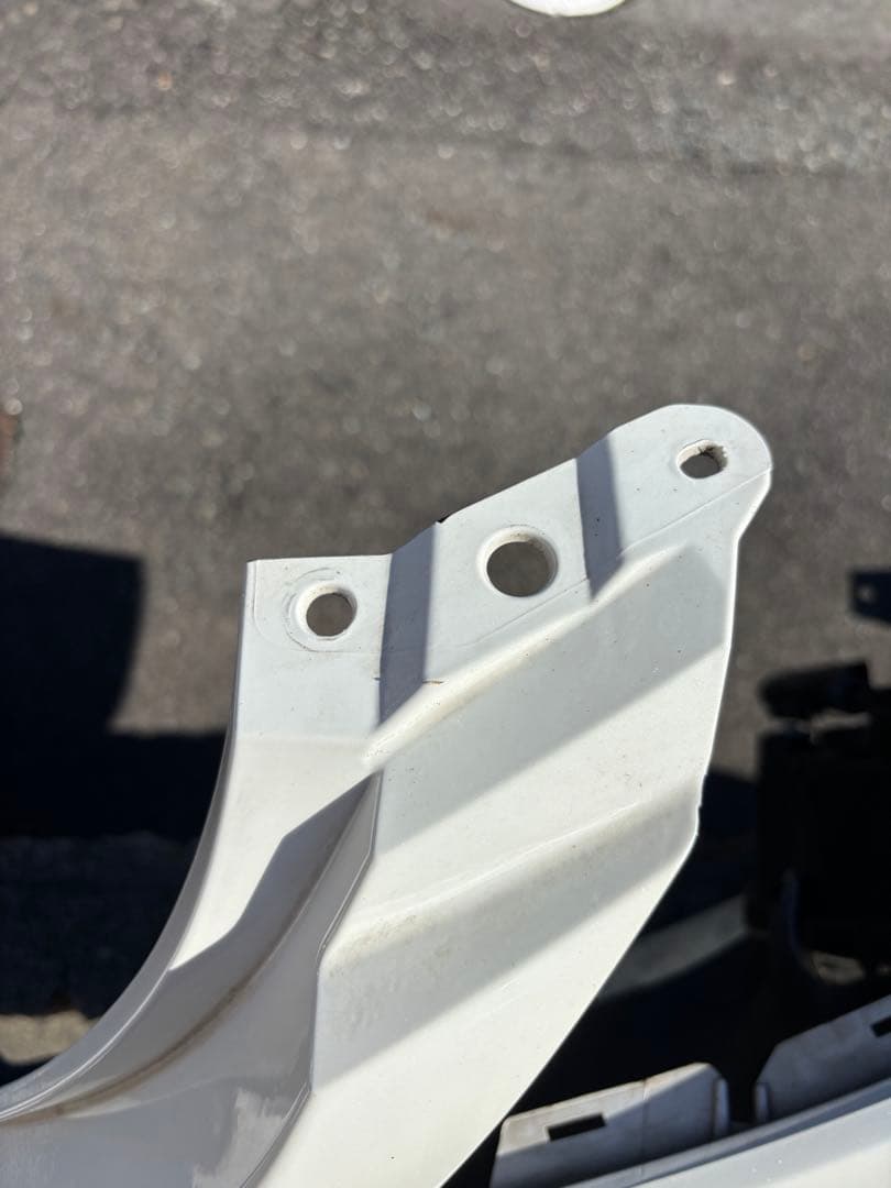 GRS200 クラウンアスリート前期 フロントバンパー　パールホワイト