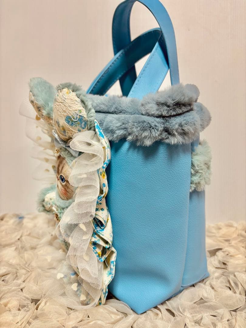 コヤンイサムチョン　フェイクレザーのトートバッグ