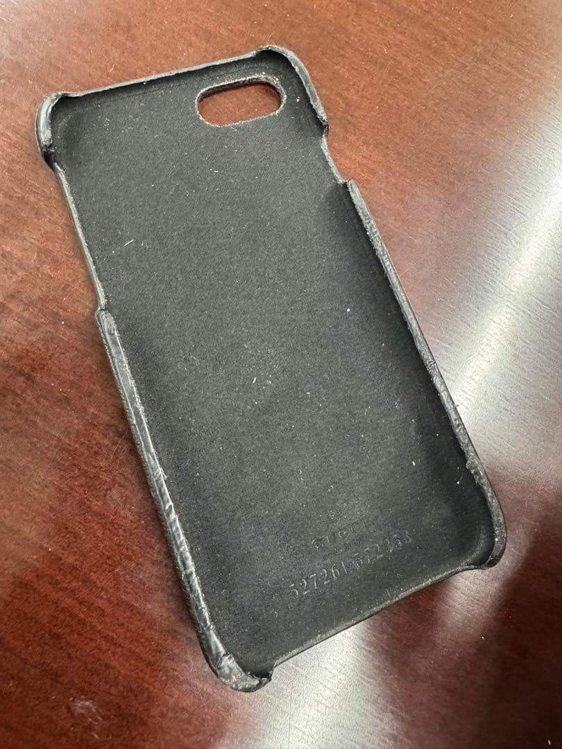 Gucci 蛇デザイン iPhoneSE 用ケース