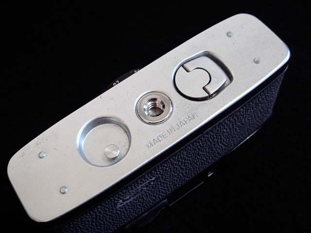 379876 撮影可 オリンパス ペン 初期 両耳 olympus pen