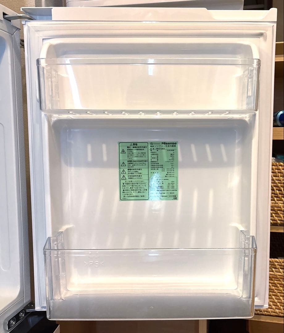 【良品】Hisense 冷蔵庫 HR-D1303 一人暮らし　送料込み