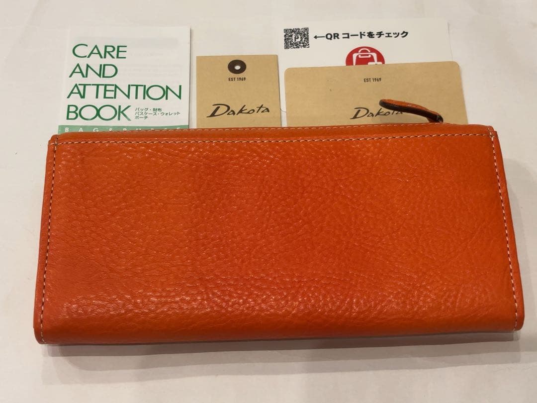 新品　ダコタ　イデーア　被せ　長財布　オレンジ　本革