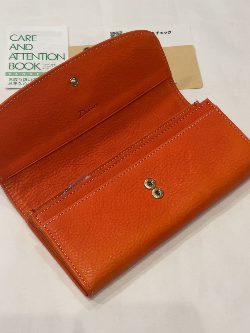 新品　ダコタ　イデーア　被せ　長財布　オレンジ　本革