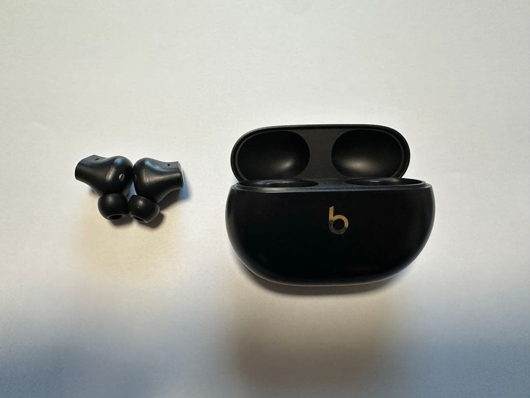 Beats Studio Buds+ ブラック