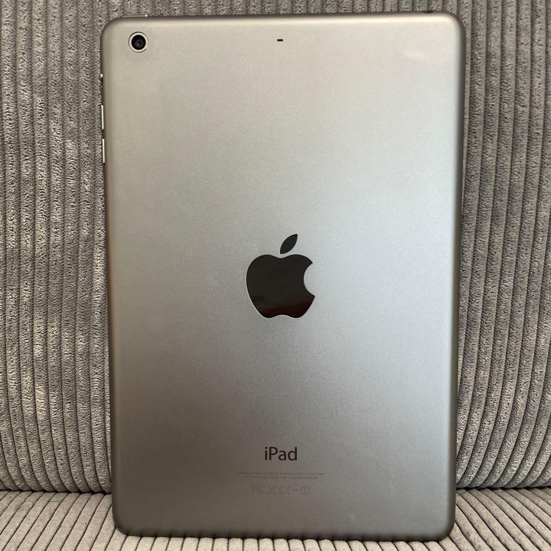iPadmini2第2世代　シルバー　銀