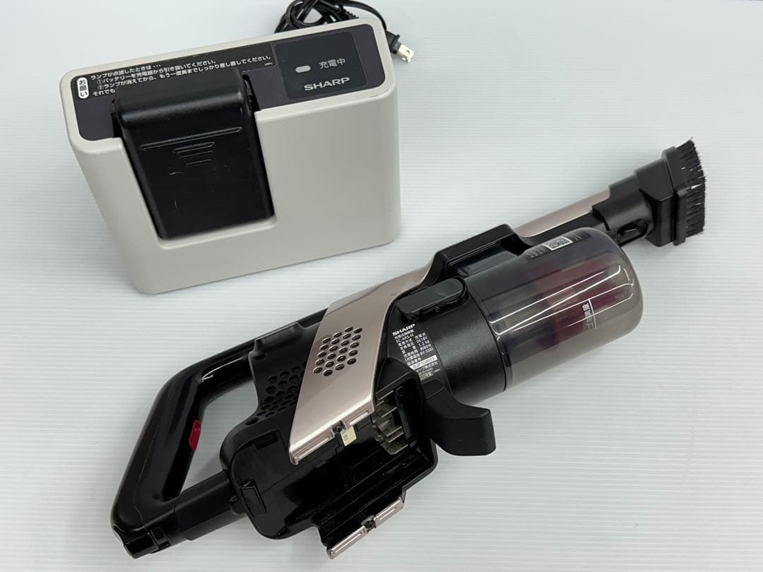 即日発送　2020年製　動作保証　掃除機　シャープ　EC-AR5 充電器セット