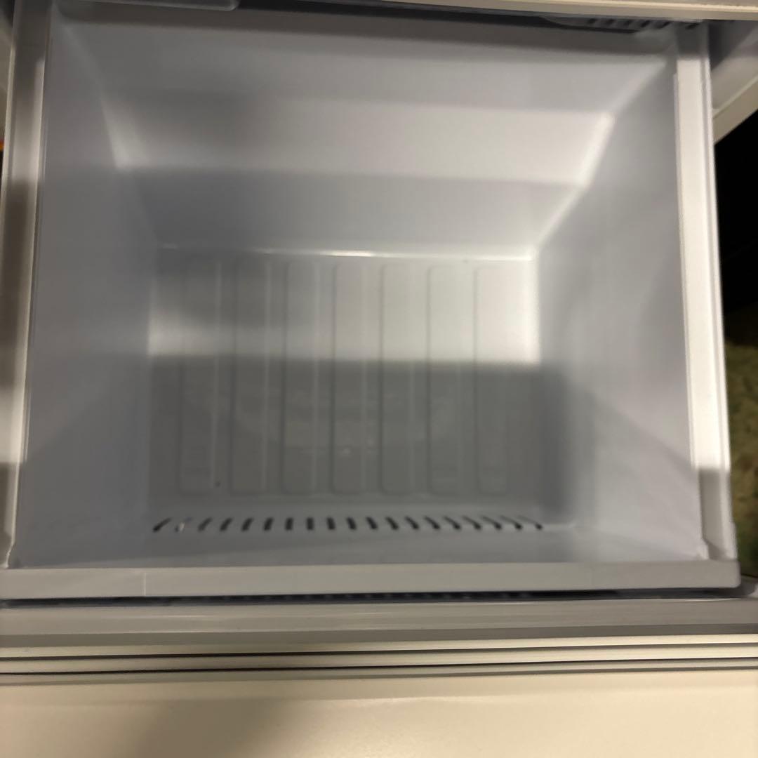 三菱　ノンフロン冷凍冷蔵庫　MR-P15J-W 2024年製