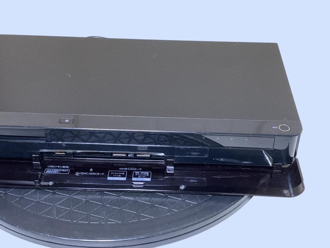 M6821 TOSHIBA ブルーレイレコーダー DBR-M4008