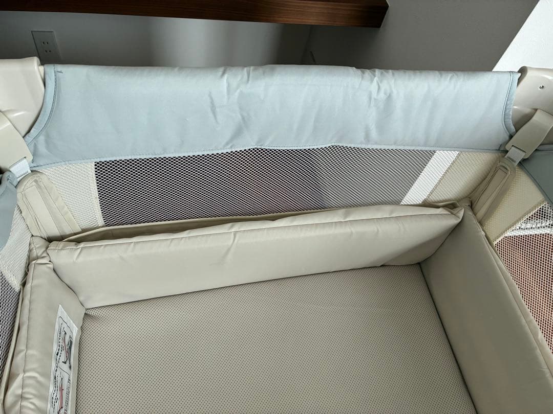 2025年　4月購入　アップリカ　ココネルエアーAB ベビーベッド