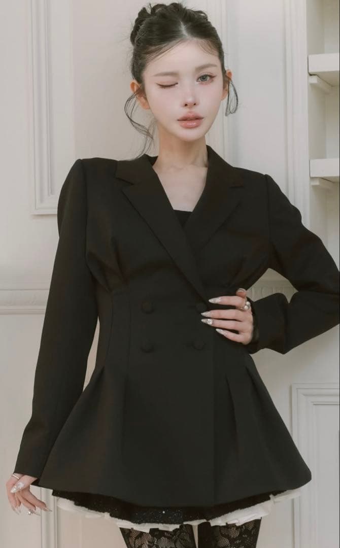 Darich 　パネルデザインシルエットペプラムジャケット　BLK