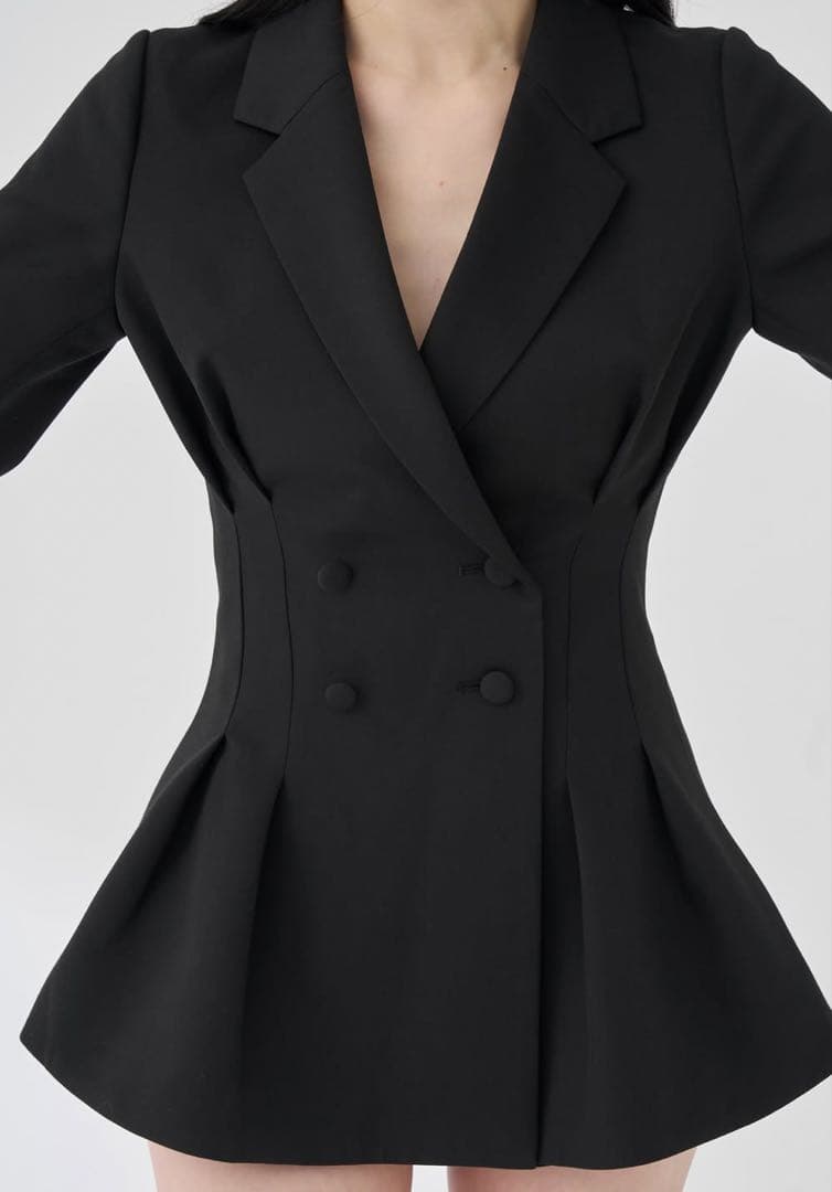 Darich 　パネルデザインシルエットペプラムジャケット　BLK