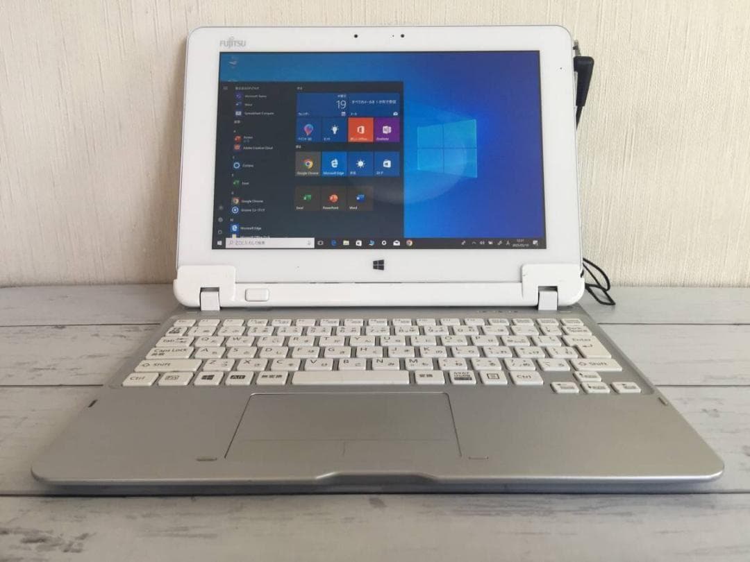 富士通 ARROWS Tab Q584/H 10.1型 タブレットノートパソコン