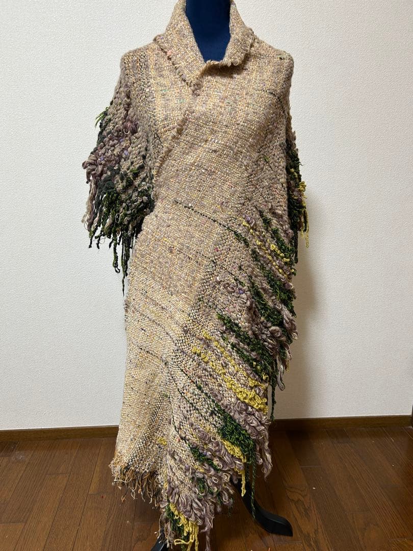 手織りマフラー、ストール　横フリンジ付き　長さ217cm 幅50cm+フリンジ