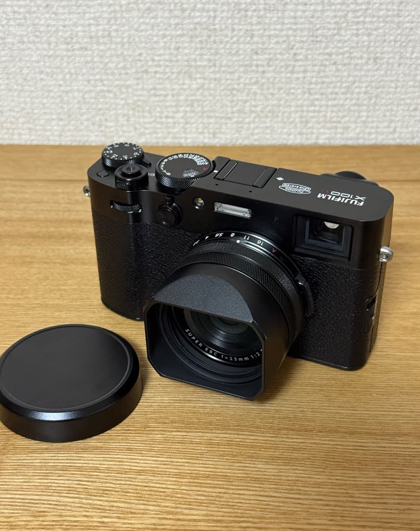 極美品 フジフィルム X100VI ショット数1100 保証付 おまけ多数