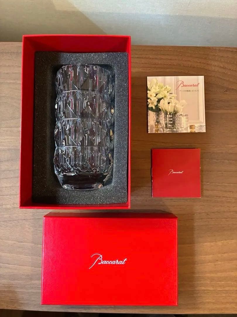 【新品 未使用】バカラ 花瓶 ルクソールベース（クリスタル）箱・取扱書付き