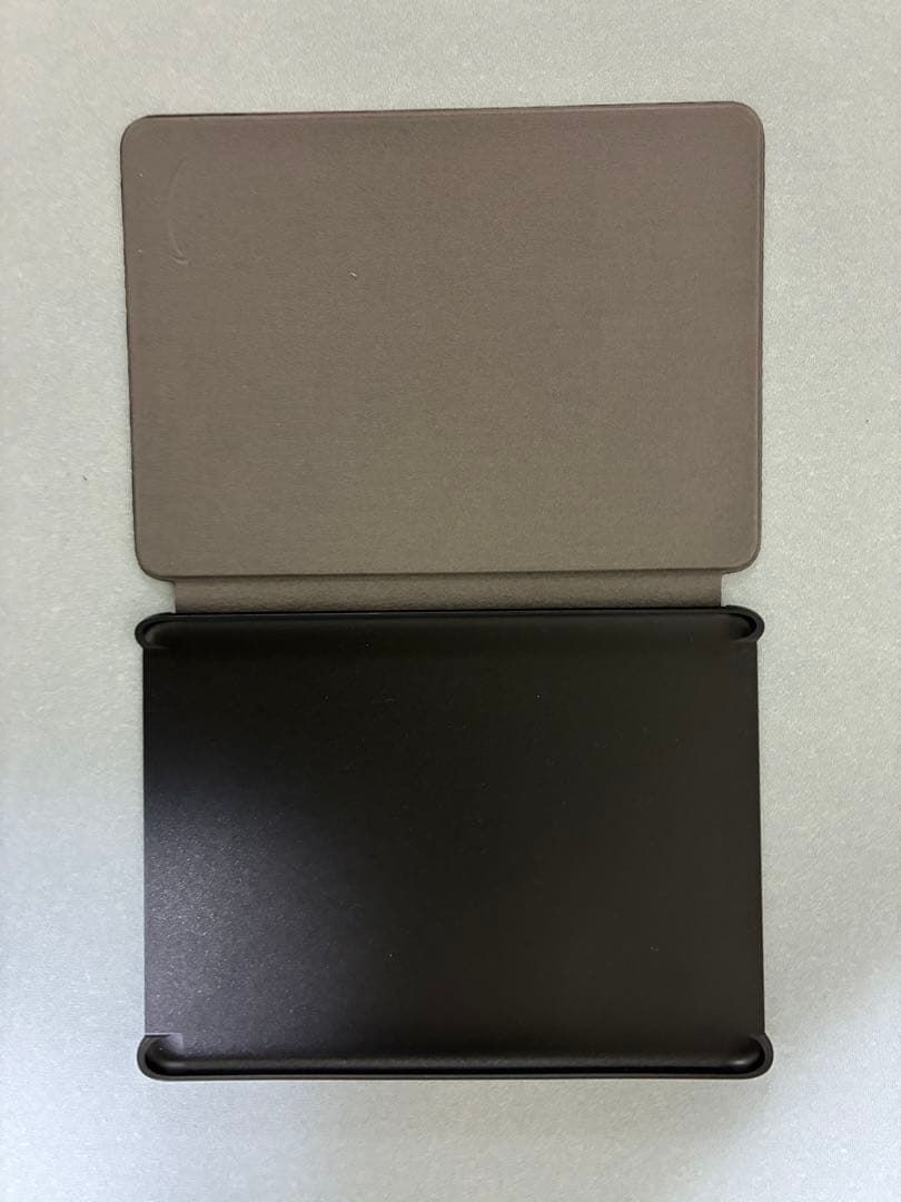 Kindle paperwhite 12世代　カバー付　中古