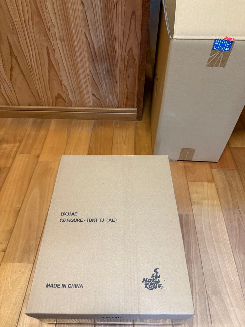 ホットトイズ 1/6 ダークナイト・トリロジー ジョーカー 植毛版 DX33AE