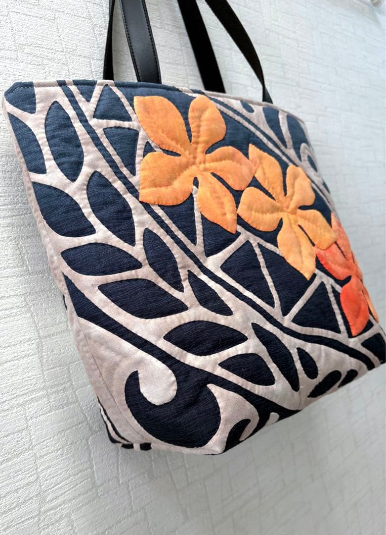 ハワイアンキルトトートバッグ　　　　　　　　　タパ柄&プルメリア