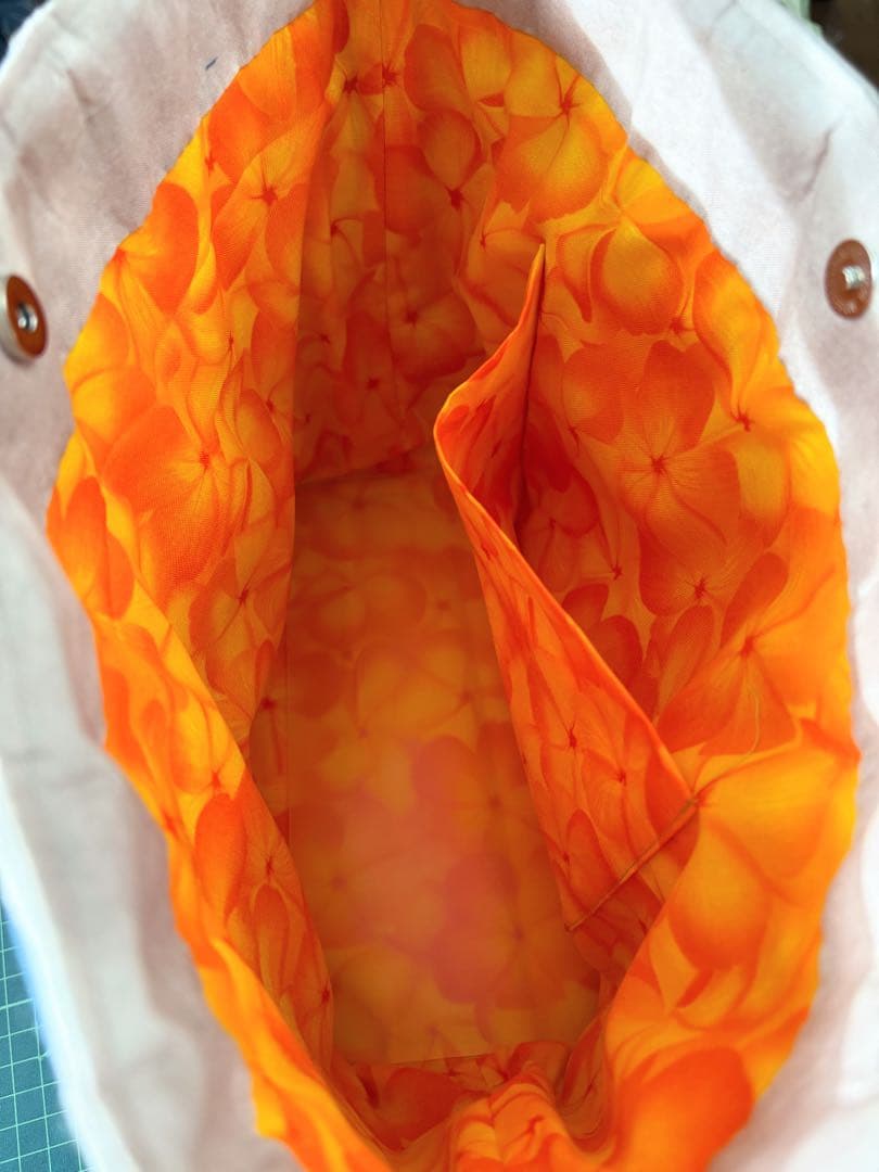 ハワイアンキルトトートバッグ　　　　　　　　　タパ柄&プルメリア