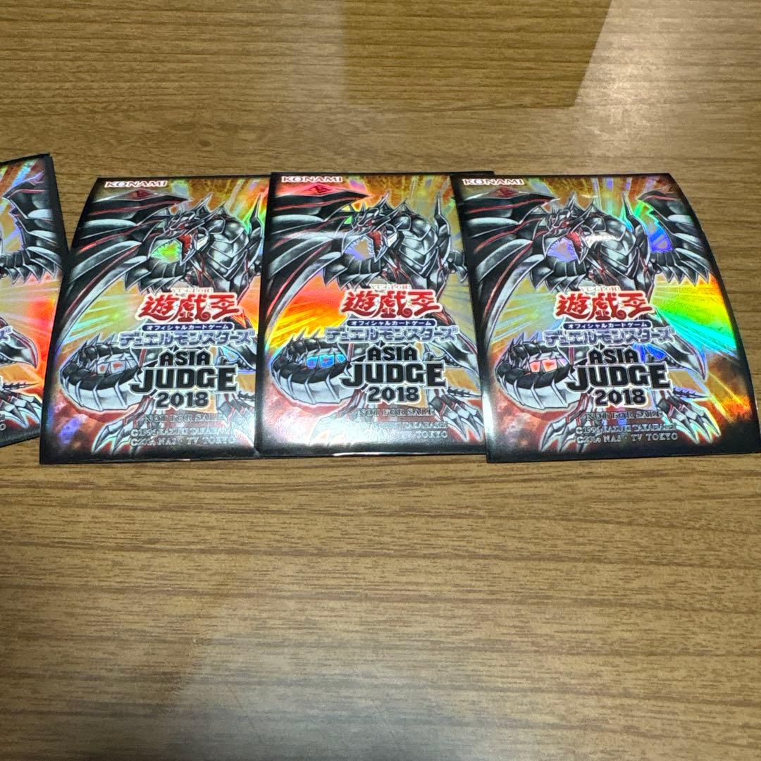 遊戯王　JUDGE 2018 スリーブ　70枚　レッドアイズ・ダークネスメタル