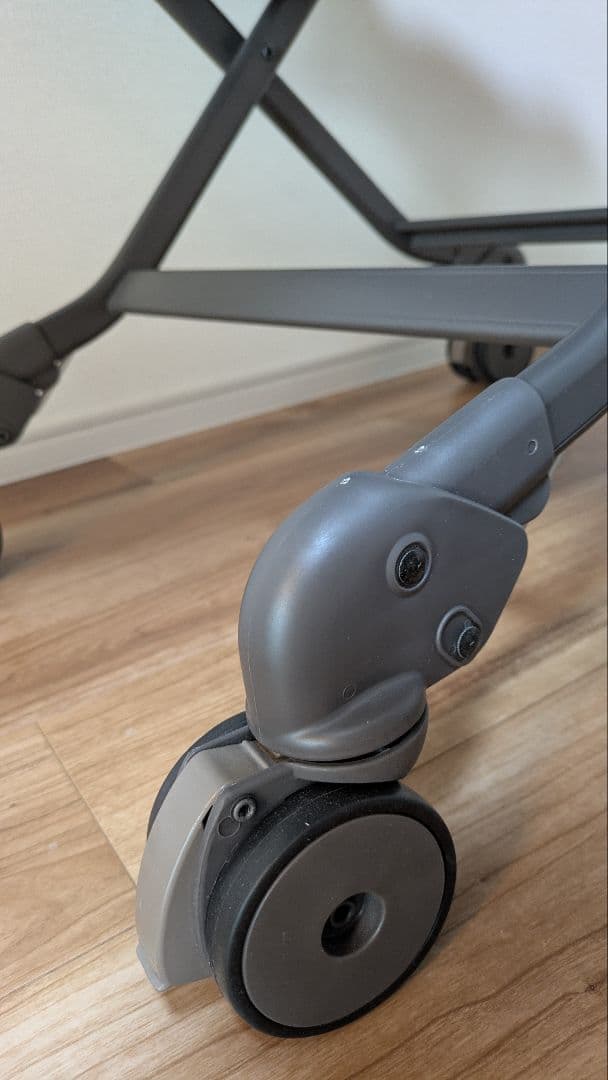 Combiネムリラ AUTO SWING BEDi EG　電動　オート